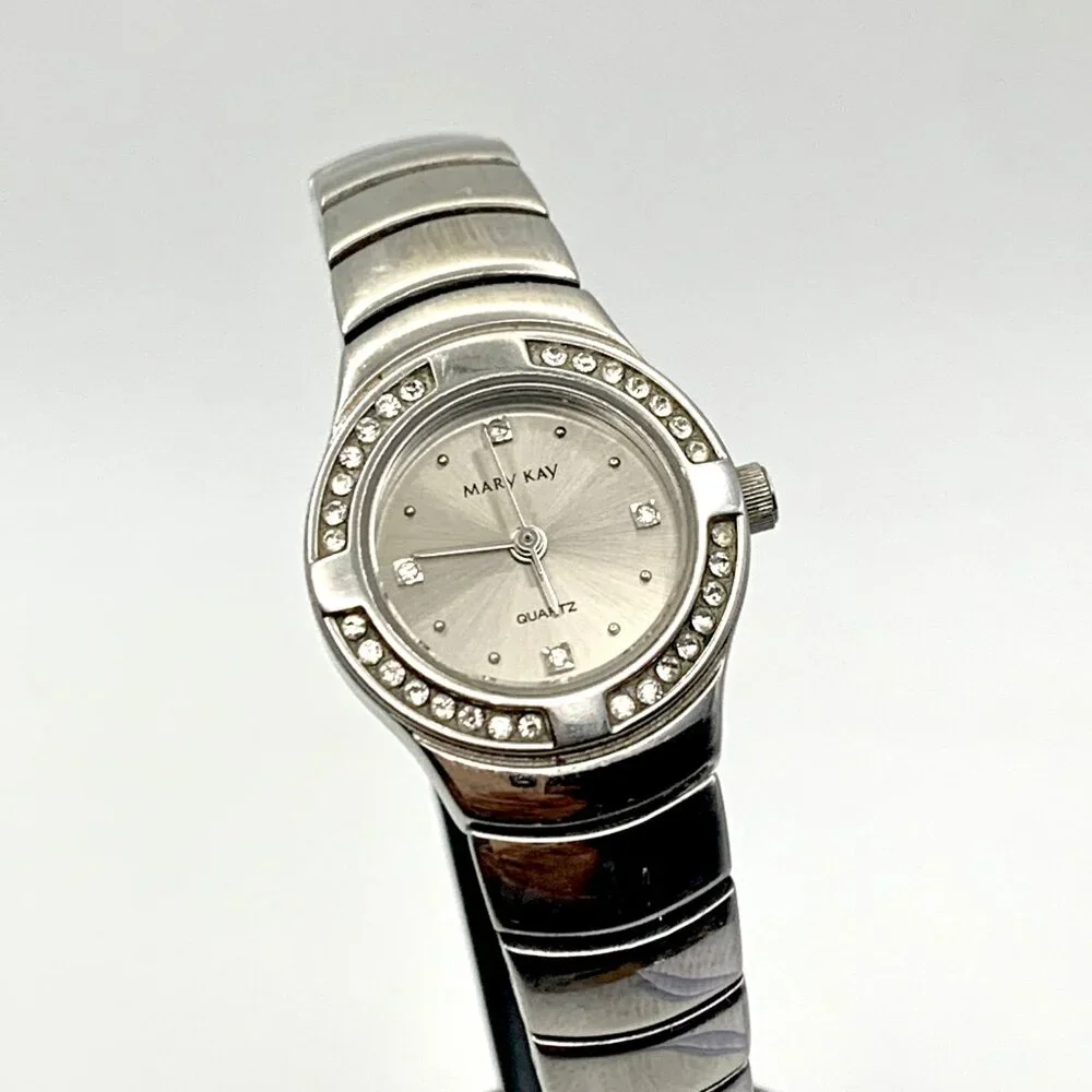 Mary Kay Silver Tone Watch Crystal Bezel 6.5" Wrist New Battery - Picture 14 of 15